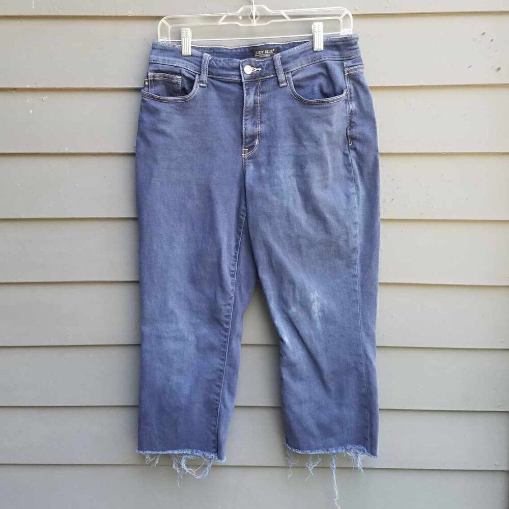 Judy Blue Distressed Boyfriend Fit Cut off Frayed Jeans size 9/29